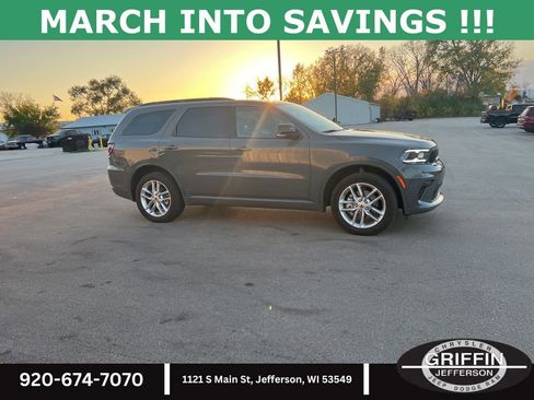 Used 2023 Dodge Durango GT image 9