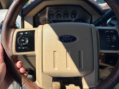 Used 2011 Ford F350 King Ranch w/ King Ranch w/Chrome Pkg AWD/4WD image 17