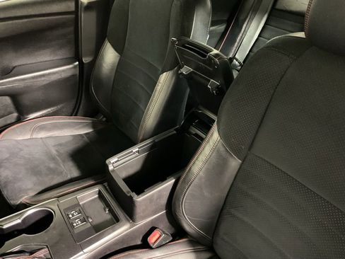 Used 2015 Toyota Camry XSE w/ Moonroof Package image 28