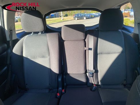 Used 2020 Nissan Pathfinder SV image 27