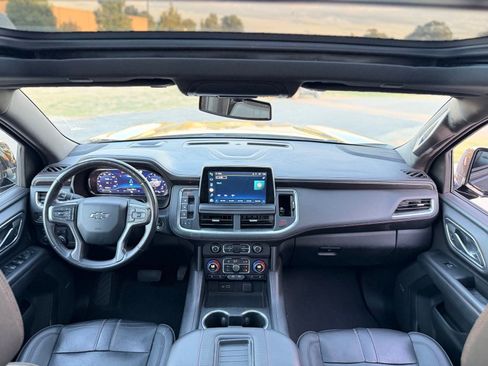 Used 2022 Chevrolet Tahoe RST w/ Luxury Package AWD/4WD image 25