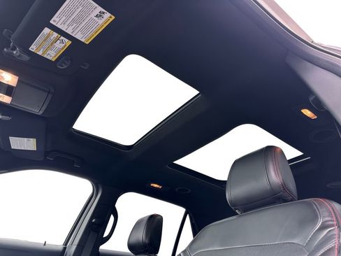 Used 2018 Ford Explorer Sport image 11