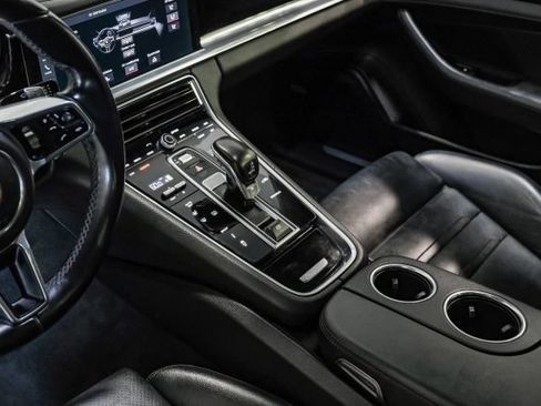 Used 2018 Porsche Panamera 4 AWD/4WD image 26