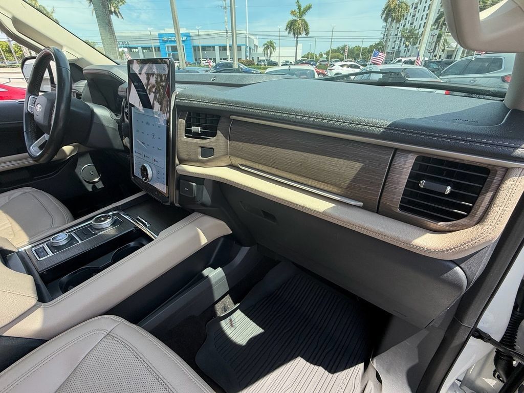 Used 2023 Ford Expedition Max Limited AWD/4WD image 20