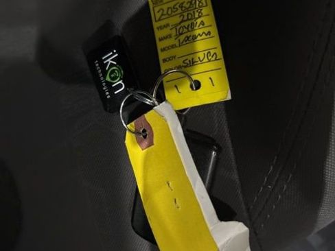 Used 2018 Toyota Tacoma TRD Sport image 38