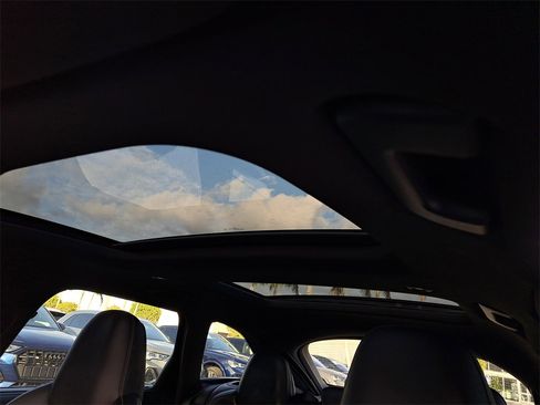 Used 2022 Audi RS 6 w/ Carbon Optic Package image 15