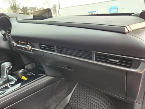 Certified 2025 MAZDA CX-30 AWD 2.5 S w/ Select Sport Pkg image 17