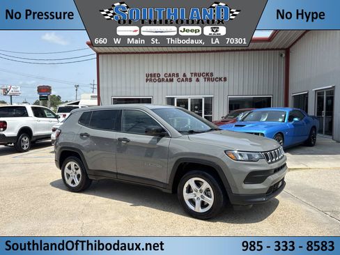 Used 2024 Jeep Compass Sport AWD/4WD image 1