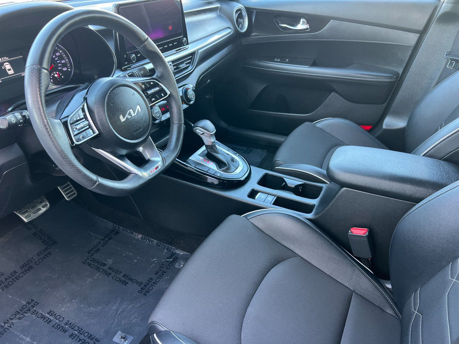 Used 2023 Kia Forte GT-Line w/ GT-Line Technology Package FWD image 9