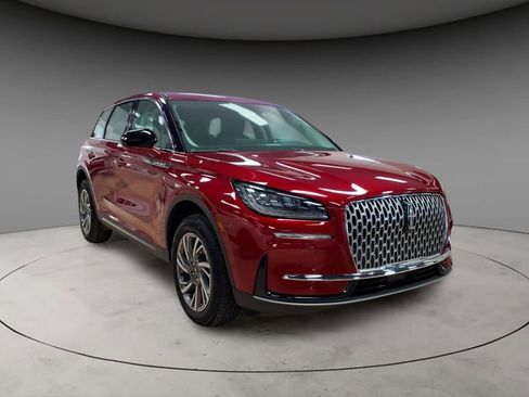 Certified 2023 Lincoln Corsair AWD image 3