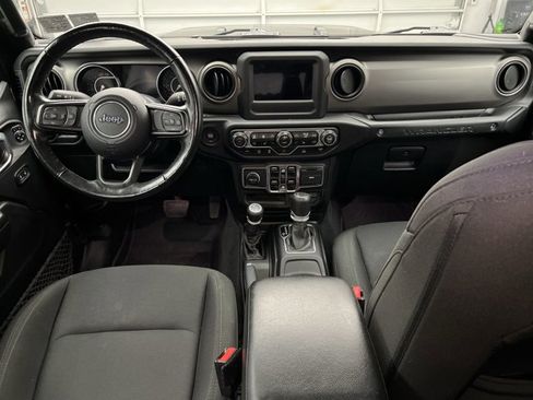 Used 2021 Jeep Wrangler Unlimited Sport AWD/4WD image 13