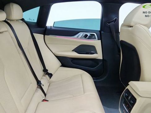 Used 2025 BMW 430i w/ Premium Package RWD image 24