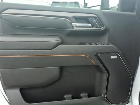 New 2026 GMC Sierra 2500 AT4 w/ AT4 Premium Plus Package image 14