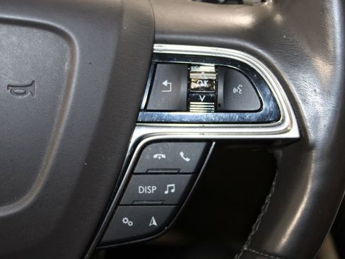 Used 2020 Lincoln Nautilus Reserve w/ Equipment Group 201A image 38