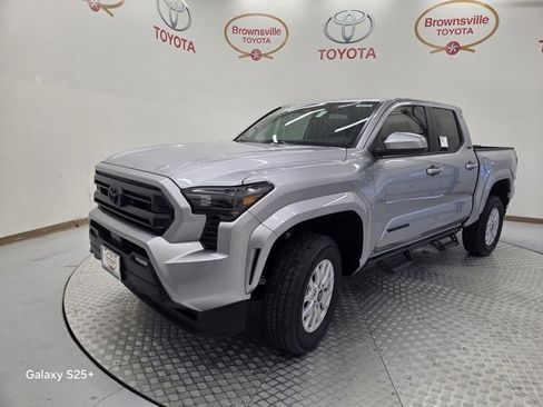 New 2026 Toyota Tacoma SR5 image 2