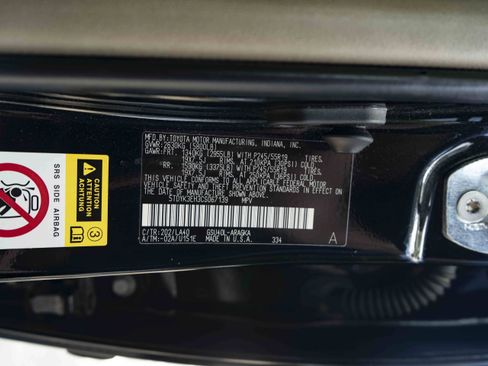 Used 2012 Toyota Highlander Limited FWD image 45