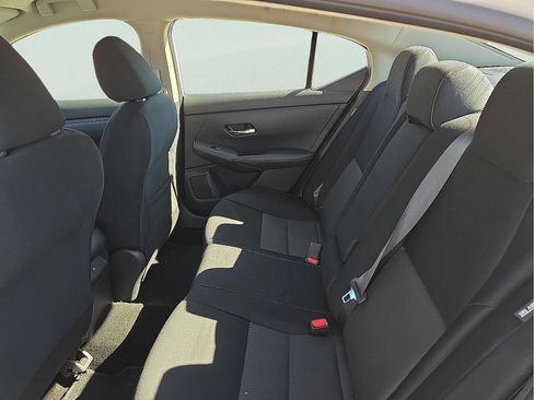 Used 2020 Nissan Sentra SV image 10