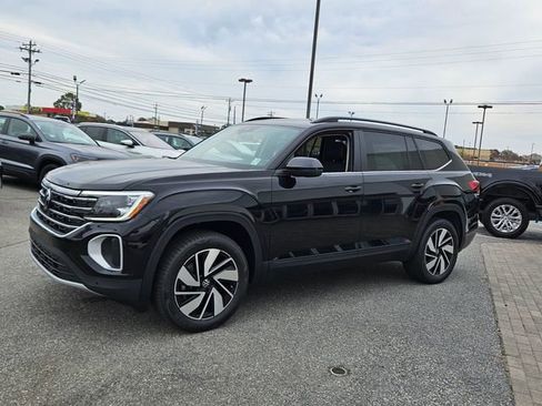 New 2026 Volkswagen Atlas SE image 3