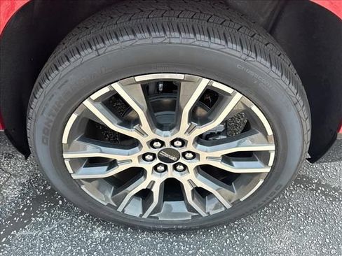 New 2026 GMC Acadia Denali Ultimate FWD image 18
