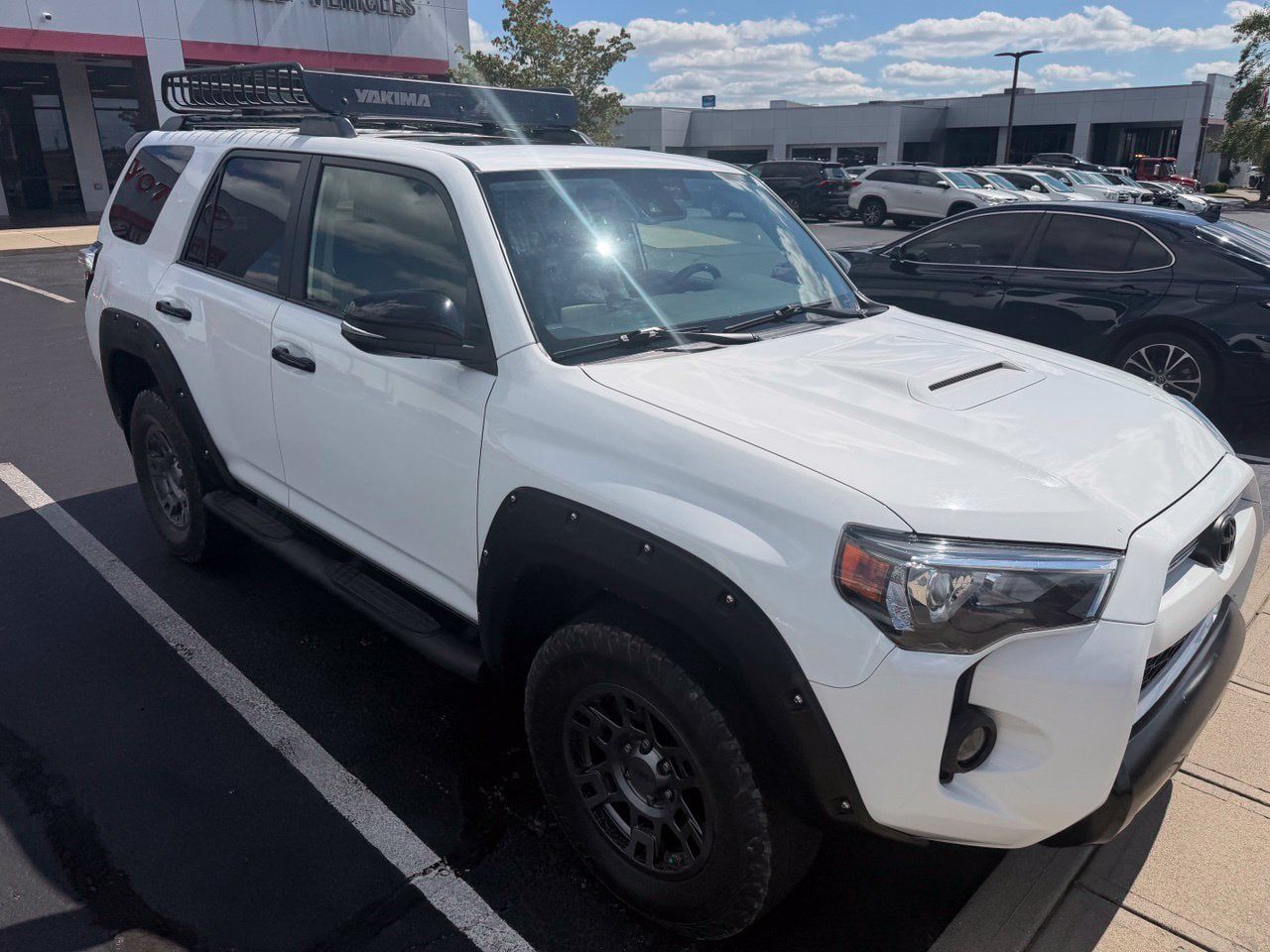 Used 2020 Toyota 4Runner Venture w/ Moonroof Package AWD/4WD image 1