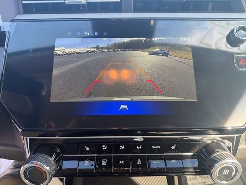 New 2027 Chevrolet Bolt LT w/ Comfort Package image 18