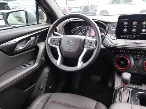 Used 2024 Chevrolet Blazer RS w/ Driver Confidence II Package FWD image 12