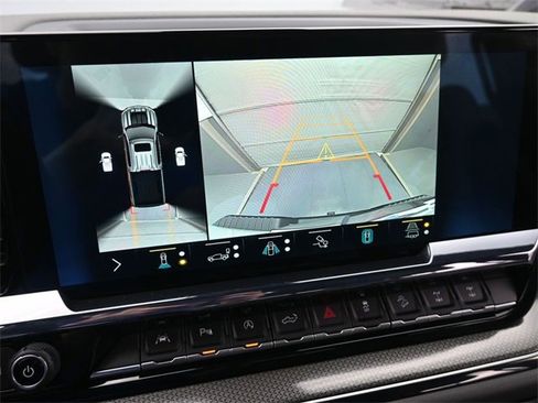 Used 2022 Chevrolet Silverado 1500 ZR2 image 34