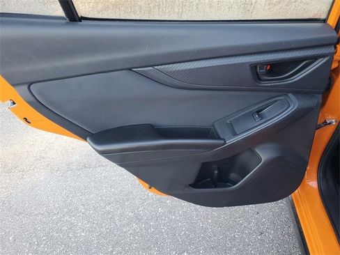 Used 2018 Subaru Crosstrek 2.0i Premium w/ Popular Package #2 image 9