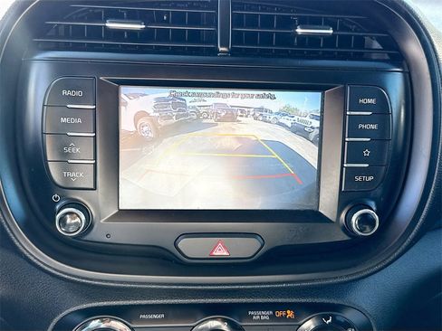 Used 2021 Kia Soul S image 14