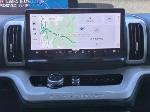 New 2026 Ford Expedition Active RWD image 18