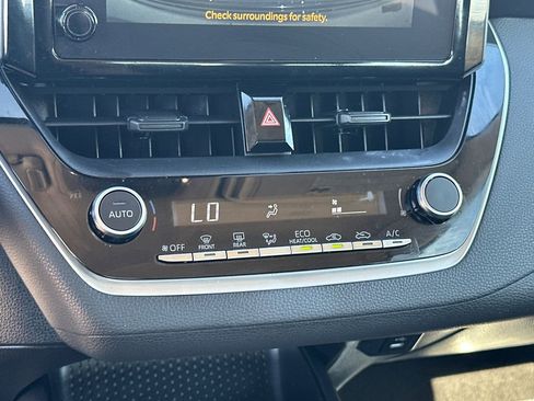 Used 2023 Toyota Corolla LE w/ Carpet Mat Package (TMS) FWD image 24