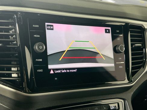 Used 2023 Volkswagen Atlas Cross Sport SEL R-Line image 14