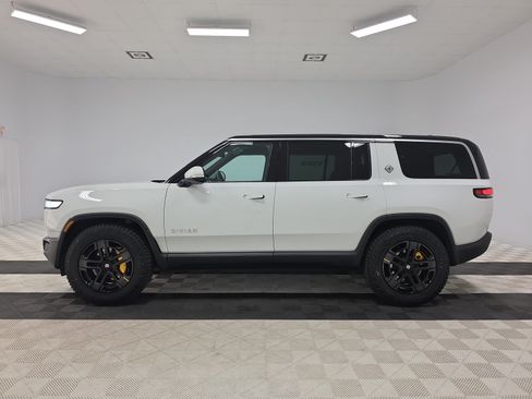Used 2023 Rivian R1S Adventure Quad AWD/4WD image 2