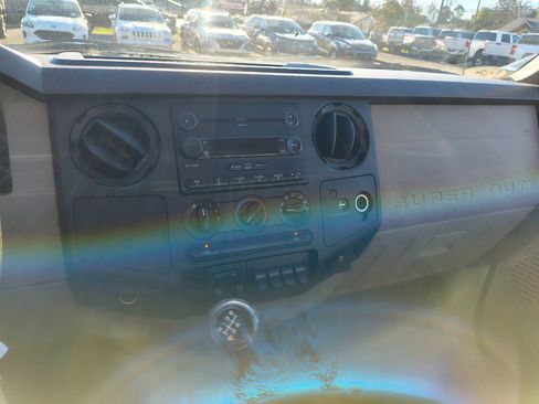 Used 2008 Ford F350 XL image 10