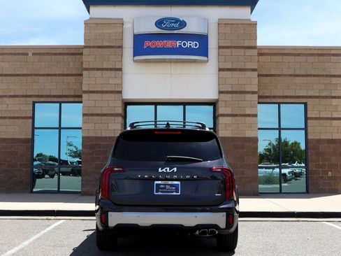 Used 2025 Kia Telluride S AWD/4WD image 7