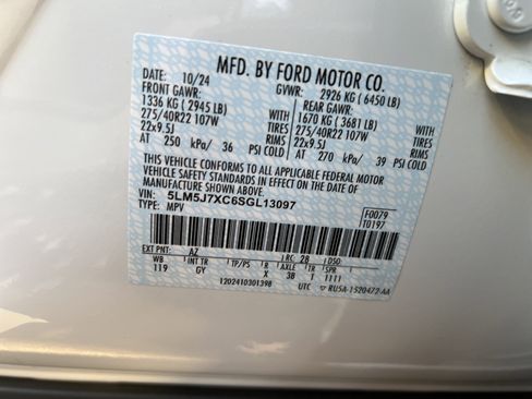 Used 2025 Lincoln Aviator Reserve w/ Equipment Group 201A image 36