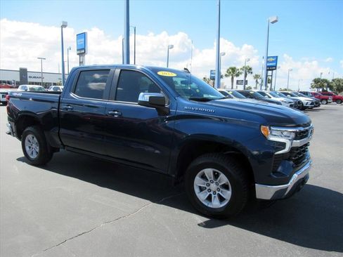 Certified 2023 Chevrolet Silverado 1500 LT AWD/4WD image 4