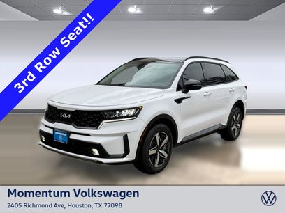 Used 2023 Kia Sorento EX w/ Panoramic Sunroof Package