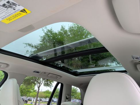 Used 2022 Volvo XC90 T8 Inscription w/ Advanced Package image 31