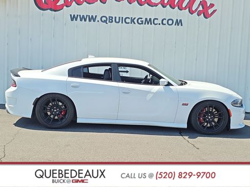 Used 2020 Dodge Charger Scat Pack w/ Dynamics Package RWD image 8