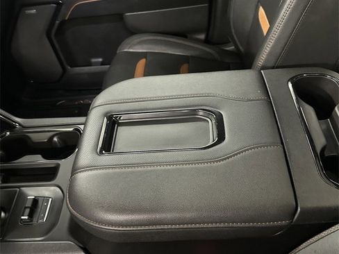 Used 2022 GMC Sierra 1500 AT4 w/ AT4 Premium Package image 22