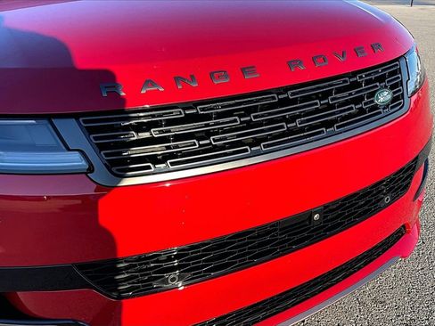 Used 2023 Land Rover Range Rover Sport SE Dynamic image 29