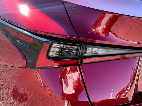 Used 2025 Lexus IS 300 w/ Comfort Package image 41