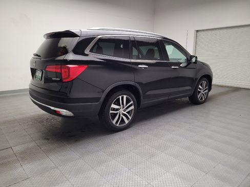 Used 2017 Honda Pilot Touring image 10