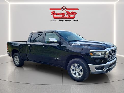 Used 2023 RAM 1500 Laramie AWD/4WD image 7