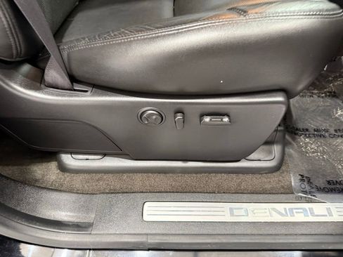 Used 2013 GMC Sierra 3500 Denali w/ Suspension Package, Off-Road image 21