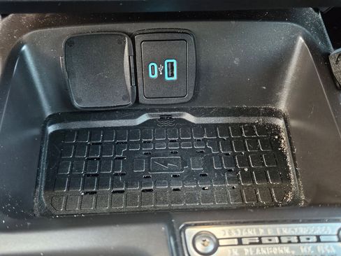 Used 2024 Ford Bronco Wildtrak image 29