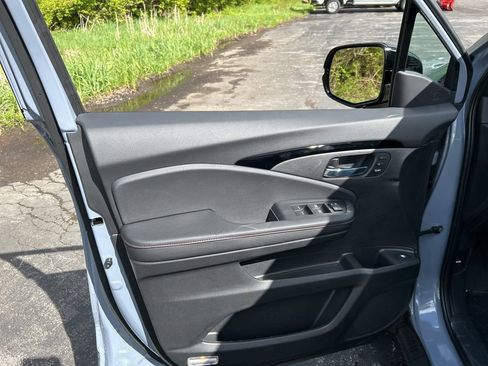 New 2026 Honda Ridgeline Black Edition image 22