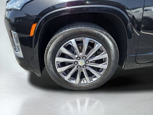 Used 2023 Chevrolet Traverse Premier AWD/4WD image 42
