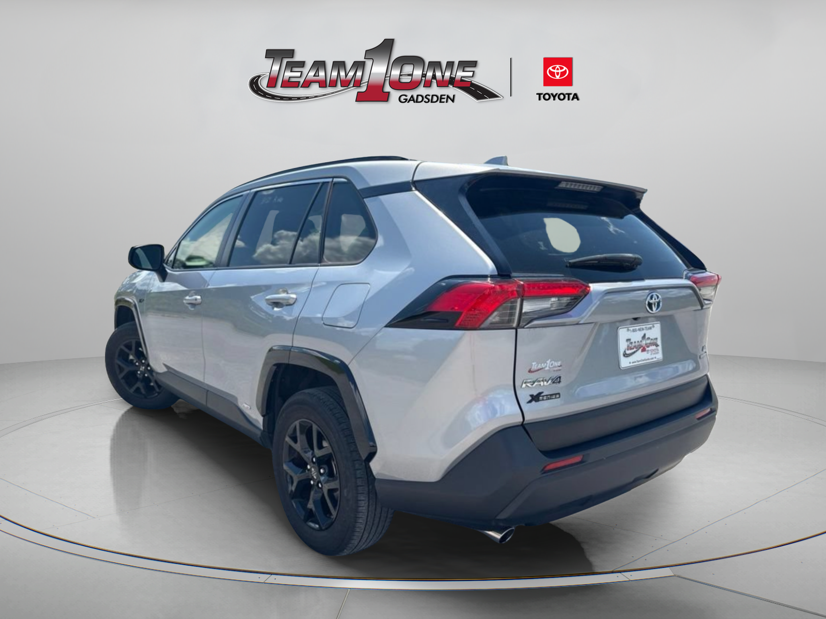 Certified 2023 Toyota RAV4 LE AWD/4WD image 8